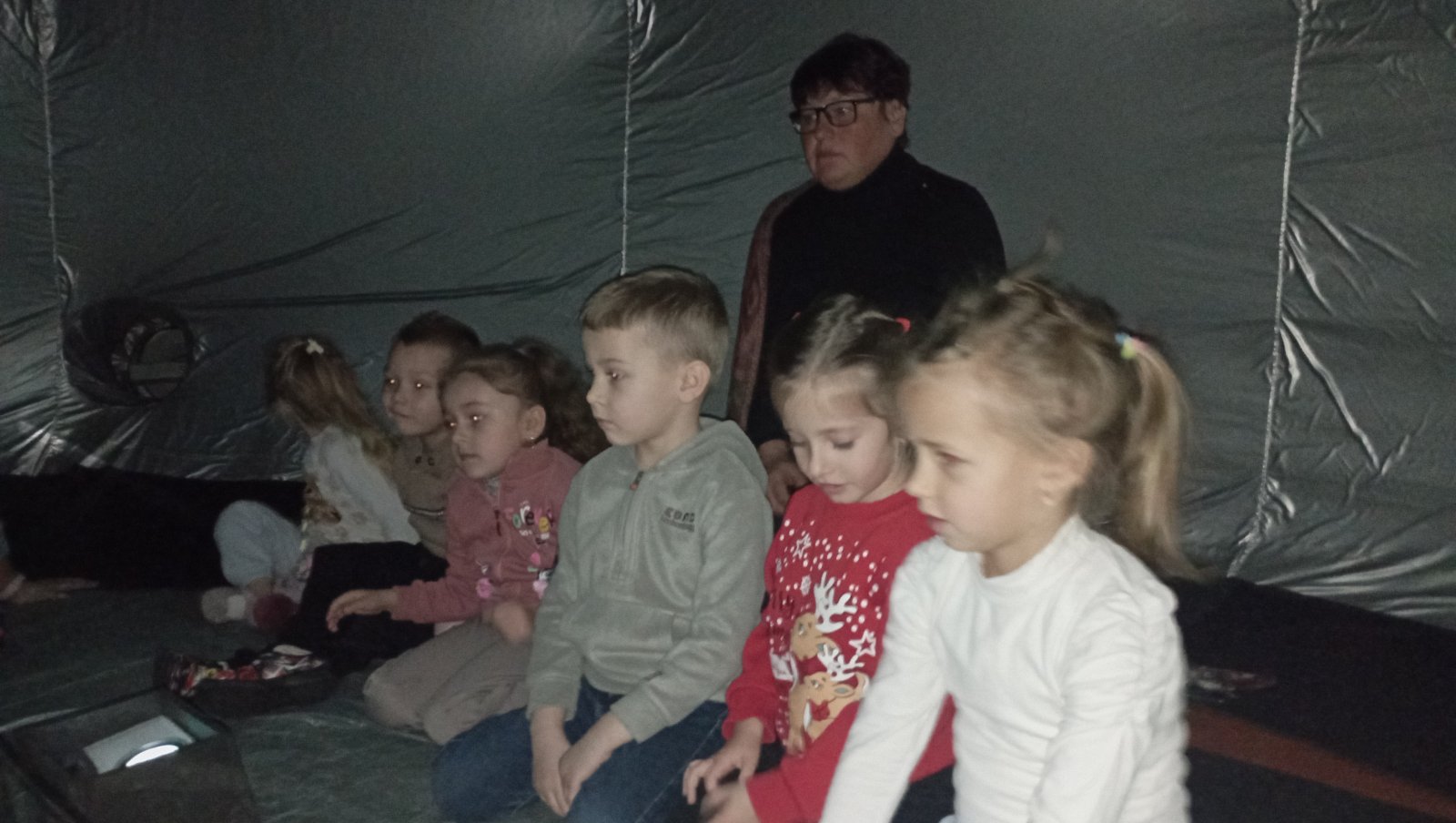 Голографічний театр у Пулинському ЗДО №2 “Сонечко”: дивовижний світ знань для наших дітей