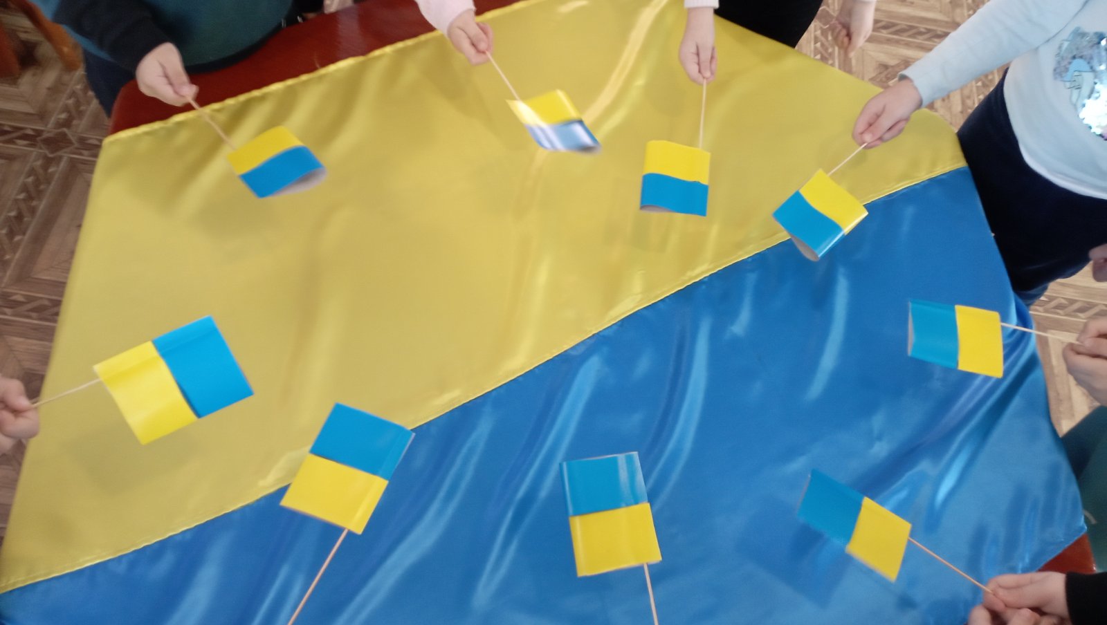 День затвердження Державного Прапора України