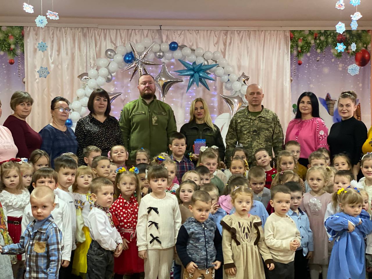 у нас у гостях військовослужбовці 95 окремої десантно-штурмової бригади