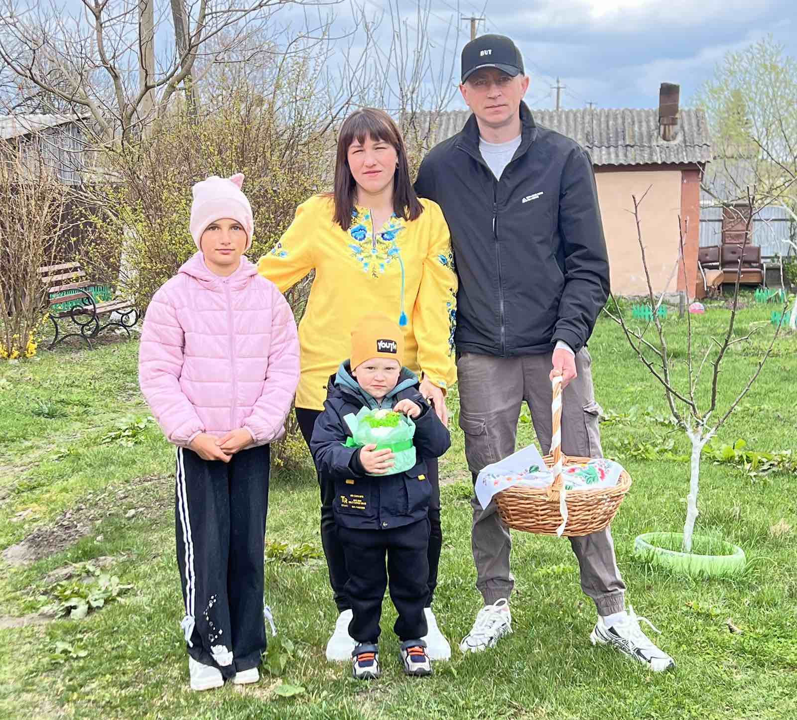 виставка родинних фото «Великдень у моїй родині» 🐣📸